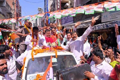 Crowd of people gathered in the road show of Congress candidate Lakhan Singla