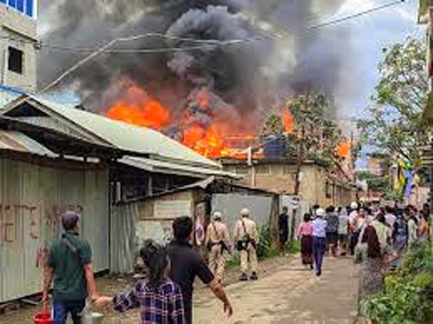 Manipur violence- Internet ban imposed in 7 districts and extended: 34 arrested so far in the case of attack on MLAs' house