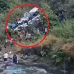 killed, 6 injured in bus crash in Uttarakhand: 42 people were in Kandam bus