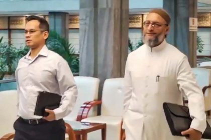 Opposition boycotts JPC meeting on Waqf bill