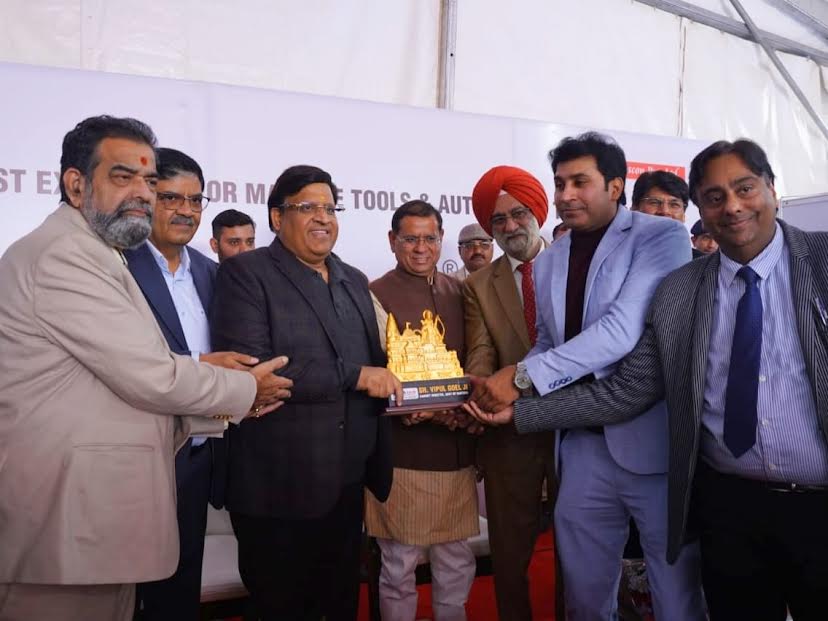 Cabinet Minister Vipul Goyal participated in two major programs in Faridabad.