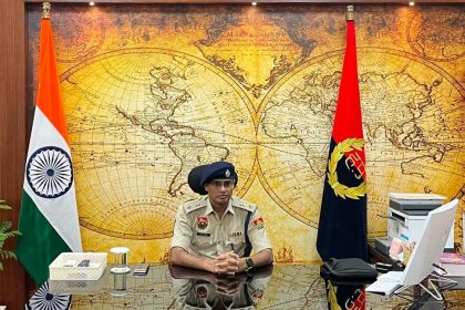 Crime branch and police station Old police team rounded up 10 accused in the case of knife attack in Old Faridabad.