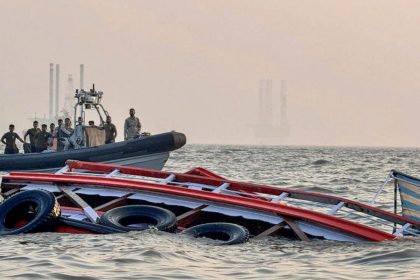 Mumbai boat accident- There was a fault in the boat's steering and throttle.
