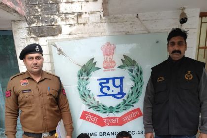 The team of Crime Branch Sector 48 took production warrant against two accused of vehicle theft and recovered the stolen motorcycle.