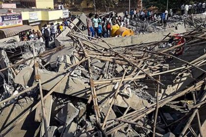 Waiting hall under construction collapses at Kannauj station, 40 people buried