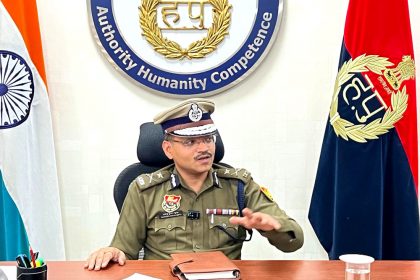 Police Commissioner Satendra Kumar Gupta's conversation with journalists, discussion on various topics