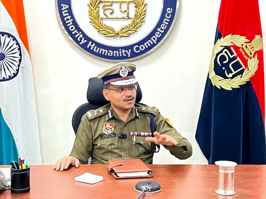 Police Commissioner Satendra Kumar Gupta's conversation with journalists, discussion on various topics