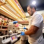 rahul gandhi made cold coffee at ice cream shop