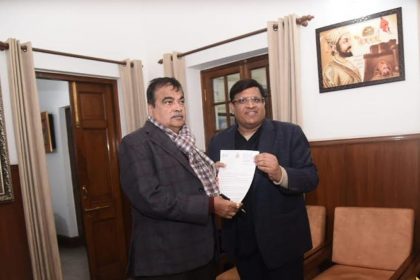New impetus to the development of Faridabad: Cabinet Minister Vipul Goyal met Union Road Transport and Highways Minister Nitin Gadkari.