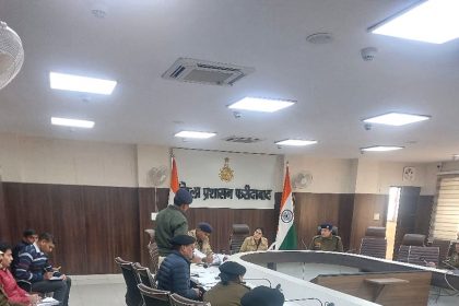 Deputy Commissioner of Police Central Usha held a crime review meeting with the police officers and employees of the Central Zone and gave necessary guidelines.