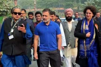 Tharoor said - If someone is happy in ignorance then it is foolish to show intelligence: Tharoor