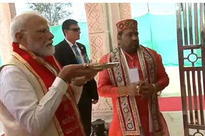 Some leaders abuse our festival traditions: Modi