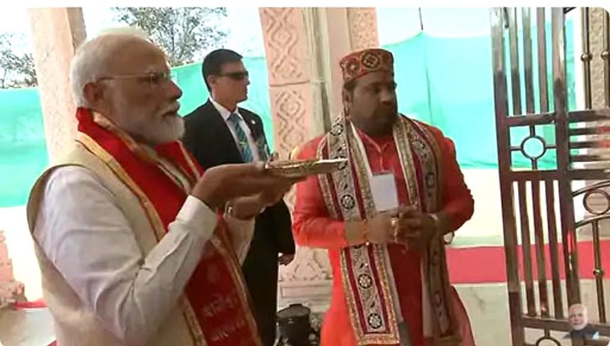 Some leaders abuse our festival traditions: Modi