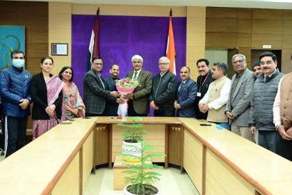 Dr. Krishna Kant takes charge as Registrar of Maharishi Dayanand University, Rohtak