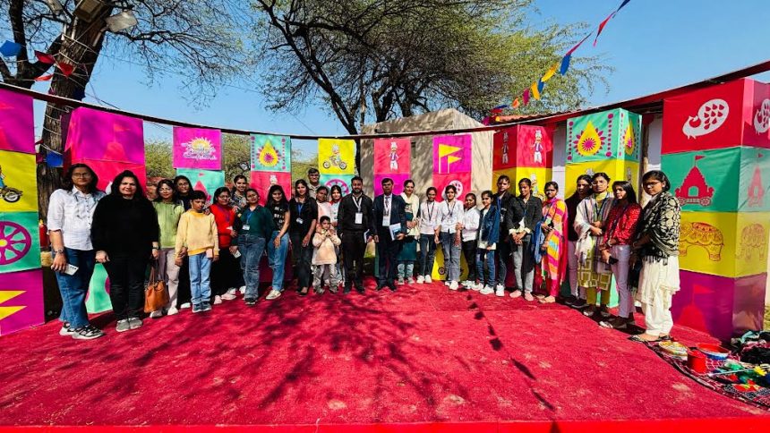 Rajya Sabha MP Kiran Choudhary reached Surajkund Fair, watched cultural presentations and praised the artists.