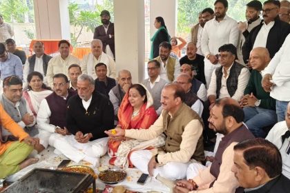 BJP Mayor candidate Smt. Praveen Batra Joshi filed nomination in the presence of senior BJP leaders, ministers and MLAs