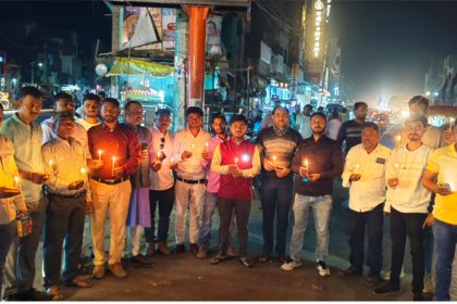 After the murder of a journalist in Sitapur, the National Journalists' Federation organized a candle march