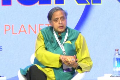 Modi hugs Zelensky and Putin: Tharoor
