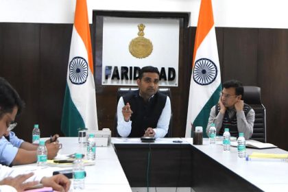 It is the responsibility of the administration to conduct a copy-free examination: DC