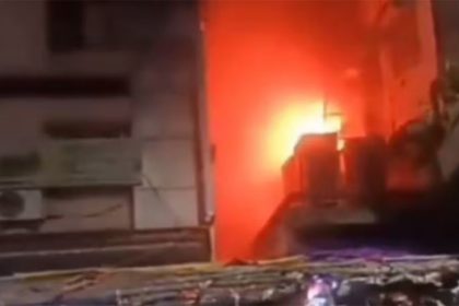 Fire breaks out in Kolkata hotel, 15 dead