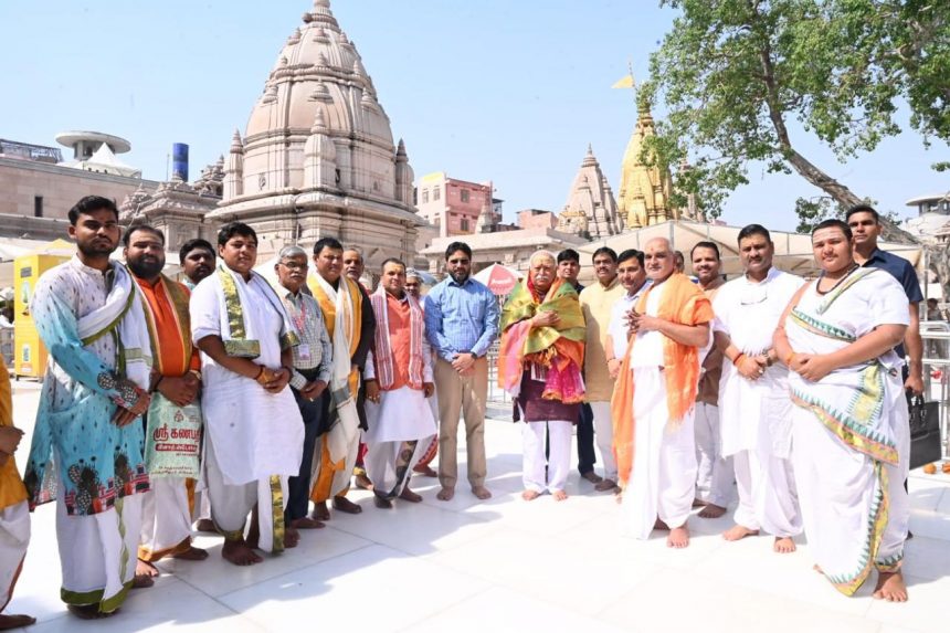 Hindu temples, water and cremation grounds should be the same: Mohan Bhagwat