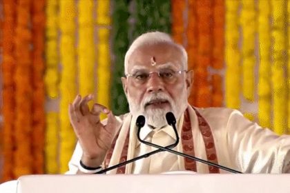 Tamil Nadu leaders do not sign in Tamil: Modi