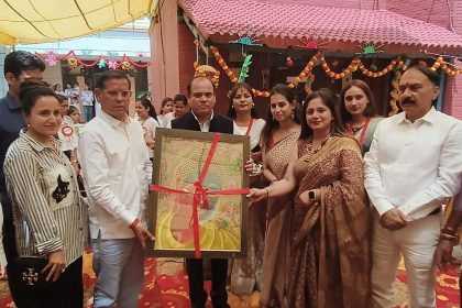 State Minister Rajesh Nagar inaugurated the artistic exhibition