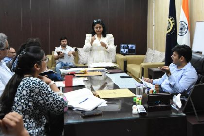 ADC Sahil Gupta gave important instructions in the review meeting of the schemes