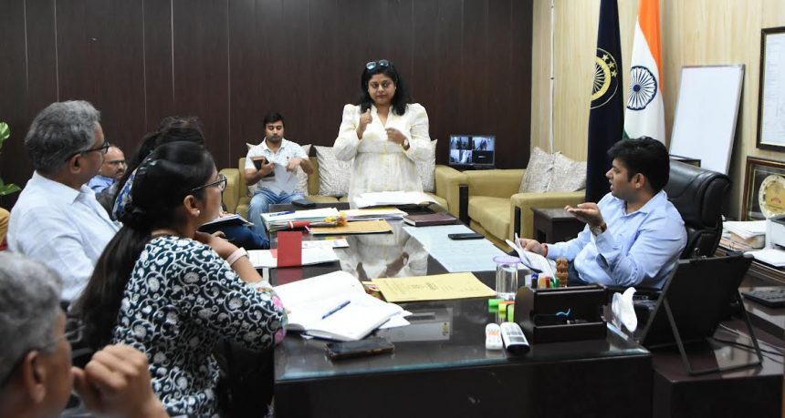 ADC Sahil Gupta gave important instructions in the review meeting of the schemes