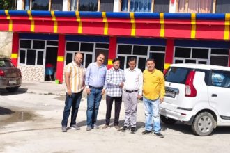 Dhanaulti, located in the lap of nature, is full of tourists