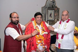 Yamuna Rakshak Dal felicitated and honoured Cabinet Minister Vipul Goyal
