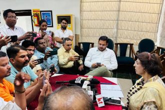 Daughters should unite and move ahead in the interest of the country: Renu Bhatia