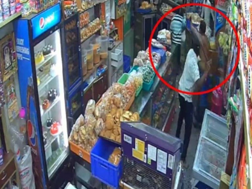 A man was publicly murdered with sharp weapons in Karnataka