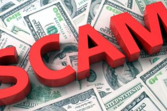 The mastermind of the fraud worth crores is absconding for one and a half years, police accused of protecting the main accused