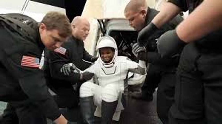 Shubhnshu returned after staying in the space station for 18 days: The spacecraft landed on the coast of California