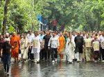 Mamata's foot march against discrimination against Bengalis
