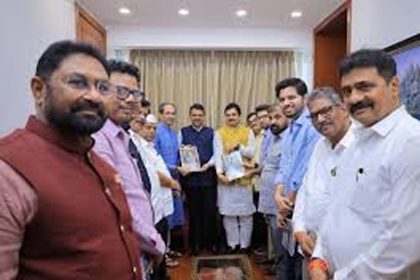 Uddhav Thackeray met Devendra Fadnavis: Claim - discussed the post of Leader of Opposition