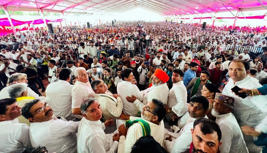 गांव अनंगपुर समेत खोरी, बडख़ल, नेहरू कालोनी व अन्य कालोनियों में तोडफ़ोड़ का पुरजोर करेंगे विरोध
