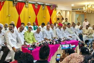 Government should correct its mistake, we will stop the protest: Vijay Pratap