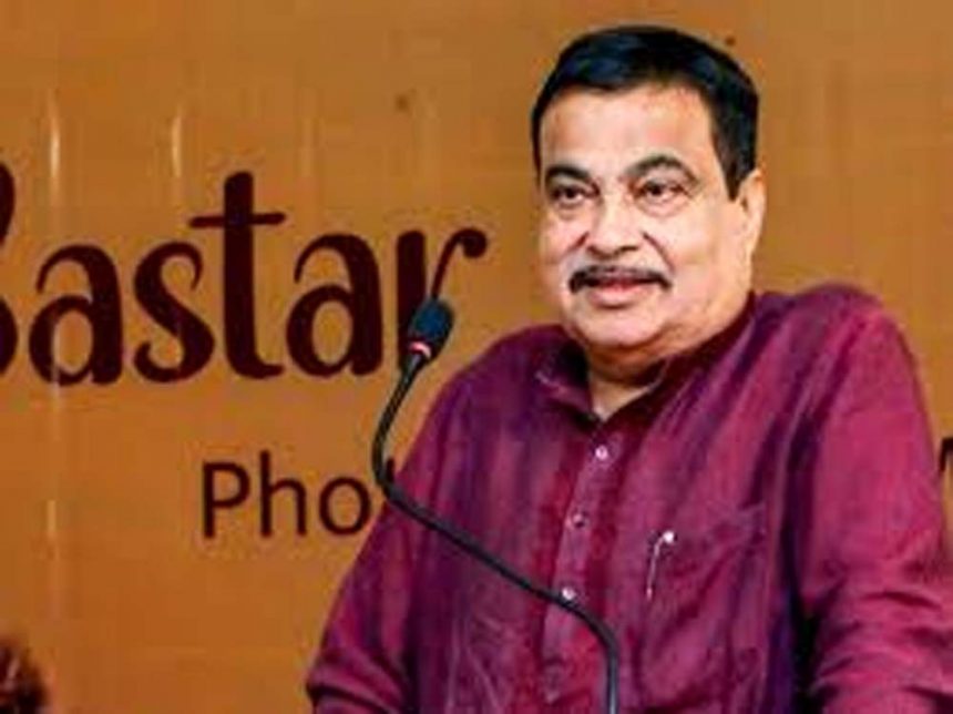 We need people who can file cases against the government: Gadkari