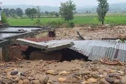 Cloud burst at 3 places in Kathua, Jammu and Kashmir: 7 people died