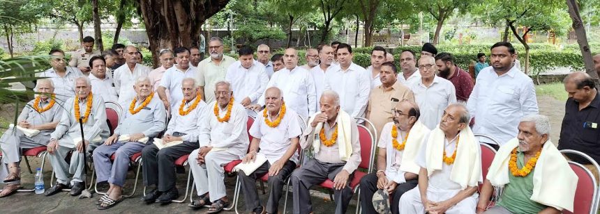 MLA Moolchand Sharma paid tribute to the great men of the nation