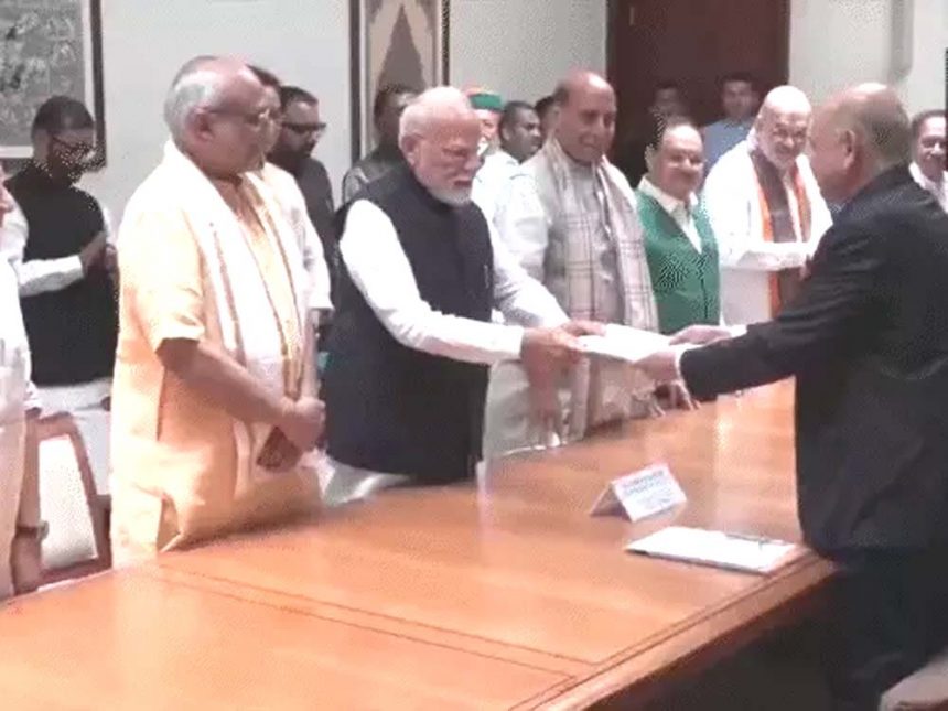 Vice Presidential Election- NDA candidate Radhakrishnan filed nomination