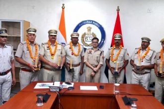 Six policemen retired, farewell ceremony held at Police Commissioner's office