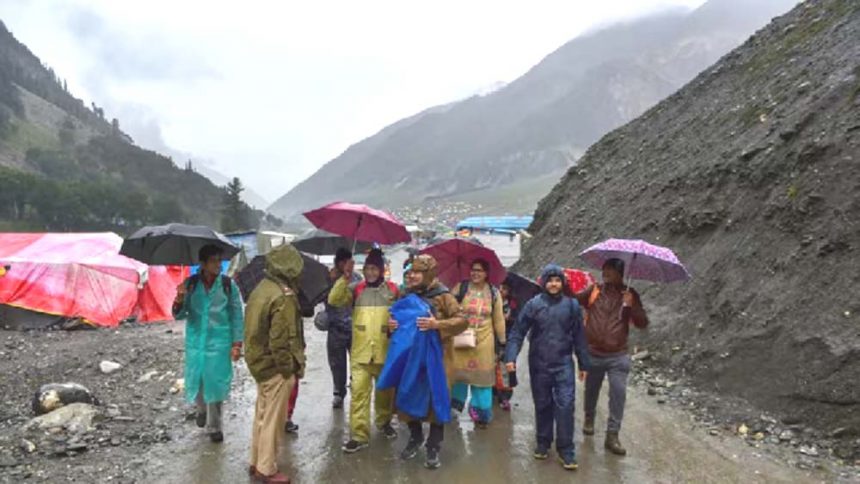 Amarnath Yatra closed a week earlier: Both Baltal and Pahalgam routes damaged due to heavy rains
