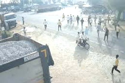 Custody dispute-15 year old girl jumps from Madras High Court building