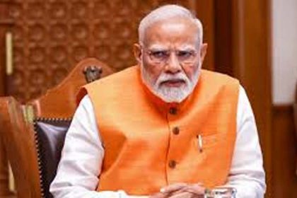 Opposition is expert in shooting itself in the foot: Modi