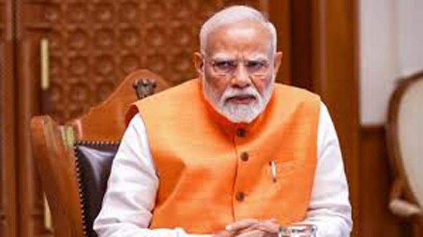 Opposition is expert in shooting itself in the foot: Modi