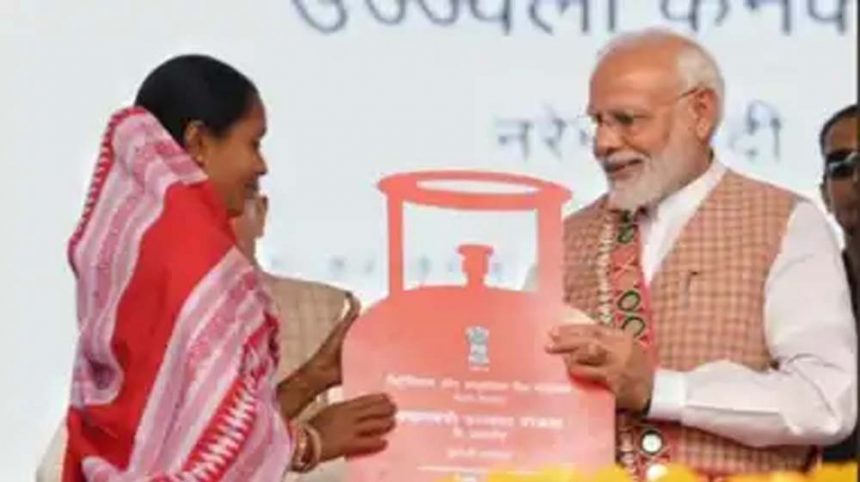 Ujjwala Yojana beneficiaries will continue to get subsidy