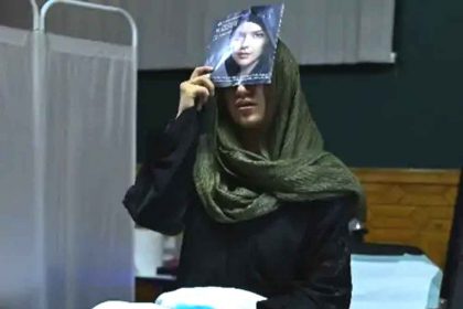 Women in Afghanistan are getting their faces beautified with injections.